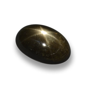 1.79克拉天然黑色星光蓝宝石，椭圆形切割，8.2×5.3毫米，不透明
