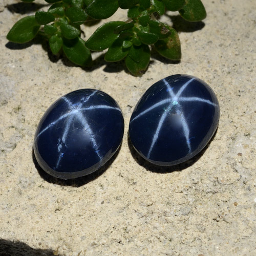 5.09克拉天然星光蓝宝石，椭圆形切割，不透明