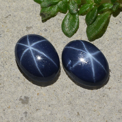 2.13天然星光蓝宝石，椭圆形切割，7.2×5.2毫米，不透明