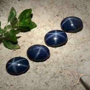 3.92克拉天然星光蓝宝石，椭圆形，不透明