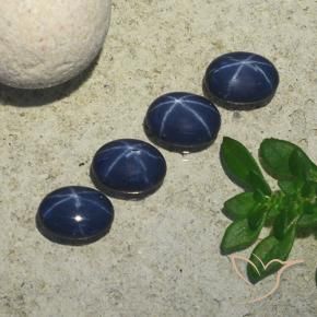 4.00克拉天然星光蓝宝石，椭圆形，不透明