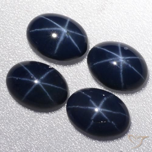 4.29克拉天然星光蓝宝石，椭圆形，不透明