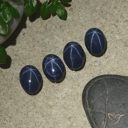 3.81克拉天然星光蓝宝石，椭圆形，不透明