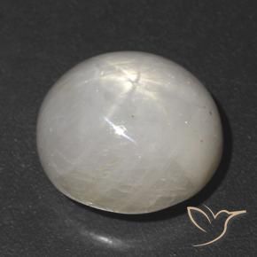 5.52克拉天然星光蓝宝石，椭圆形，不透明