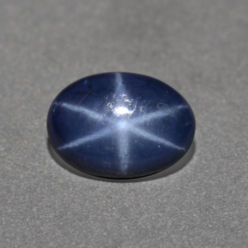 1.00克拉天然星光蓝宝石，椭圆形切割，6.9×4.9毫米，不透明