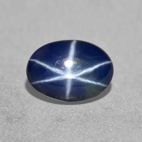 1.26克拉天然星光蓝宝石，椭圆形切割，7×5毫米，半透明