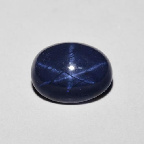 1.90克拉天然星光蓝宝石，椭圆形切割，8.1×6.1毫米，不透明