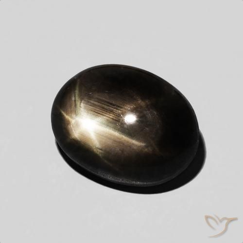 5.59克拉天然星光蓝宝石，椭圆形，不透明