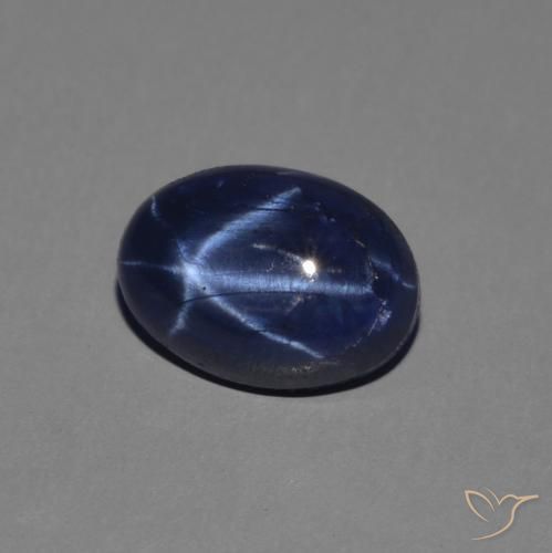 1.39克拉天然星光蓝宝石，椭圆形，不透明