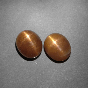 克拉天然星日光石，椭圆形切割，不透明