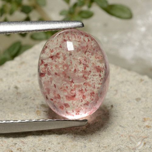 3.80ct 天然 中粉红色 草莓石英, 椭圆形, 半透明