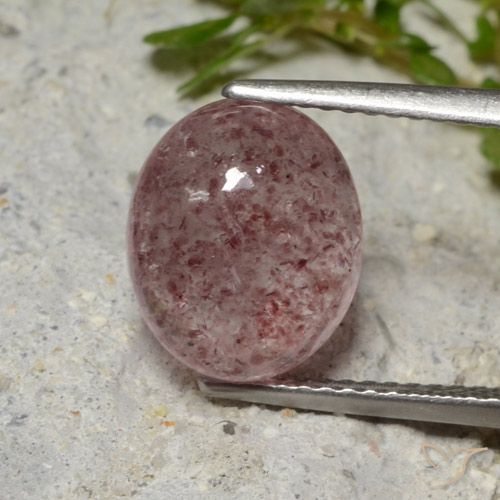 4.52ct 天然 深紫檀粉 草莓石英, 椭圆形, 半透明