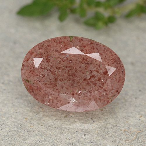 5.80ct 天然 中粉红色 草莓石英, 椭圆形, 半透明