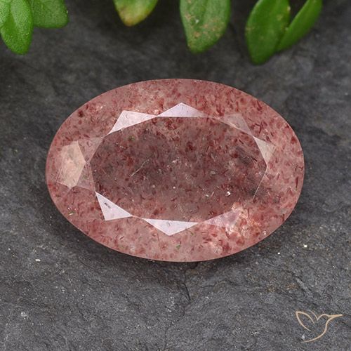 4.75ct 天然 中粉红色 草莓石英, 椭圆形, 半透明