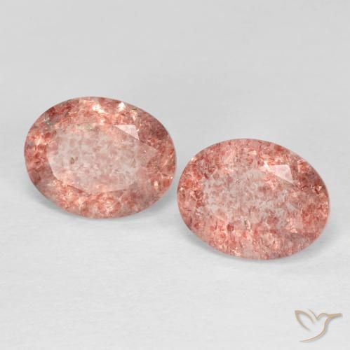 3.17ctw 天然 Medium Dark-Pink 草莓石英, 椭圆形, 透明