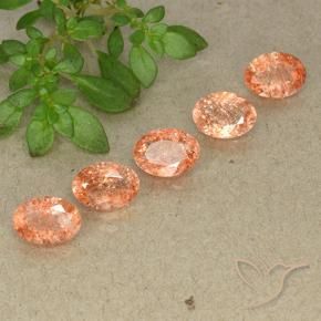 3.60克拉天然日光石，椭圆形切割，半透明