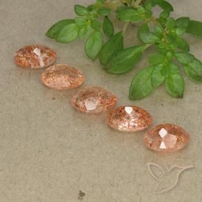 3.60克拉天然日光石，椭圆形切割，半透明