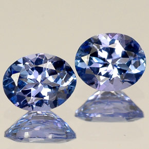 克拉天然坦桑黝帘石，椭圆形切割，VVS-VS