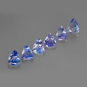天然坦桑石，梨形，5.2×4.1毫米，VS