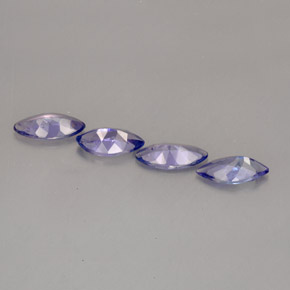 天然坦桑石，马眼形，6.8×3.5毫米，VVS-VS