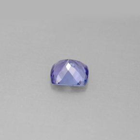 0.86克拉天然坦桑石，垫形剪裁，5.9×5.8毫米，VVS