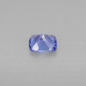 0.90克拉天然坦桑石，垫形剪裁，6.1×5.9毫米，VS