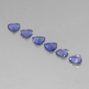 天然坦桑石，三角形，4.5×4.4毫米，VVS-VS