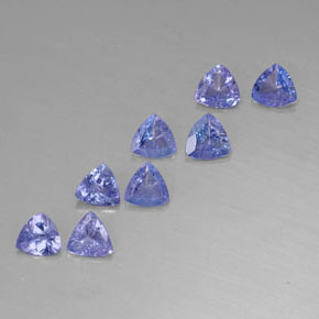 天然坦桑石，三角形，4.6×4.5毫米，VVS-VS