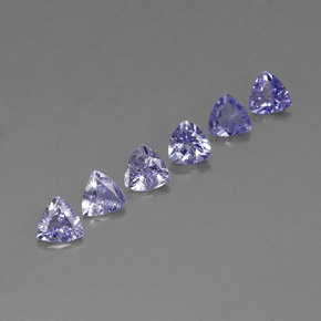 天然坦桑石，三角形，4.6×4.5毫米，VVS-VS
