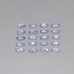 天然坦桑石，马眼形，3.9×1.9毫米，VVS-VS