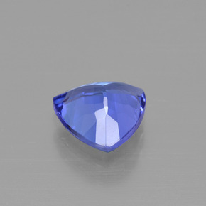 1.84克拉天然坦桑石，三角形，8×7.9毫米，VVS