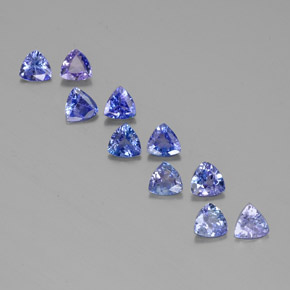 天然坦桑石，三角形，4.6×4.5毫米，VS