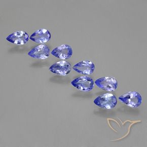 3.65克拉天然坦桑黝帘石，梨形，VS