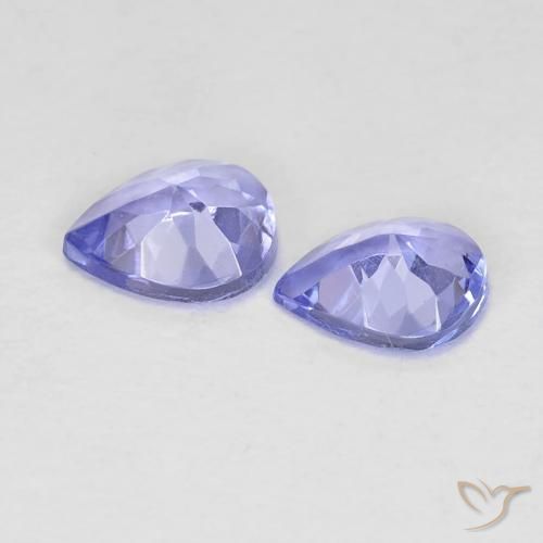 0.64克拉天然坦桑黝帘石，梨形，VVS-VS