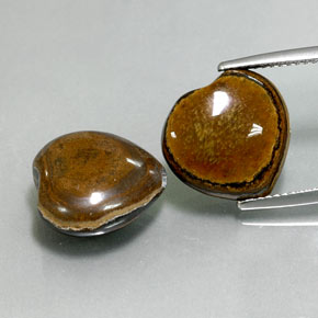 克拉天然虎眼石，心形，不透明