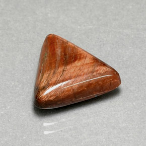 7.11克拉天然棕色Tiger's Eye，三角形，16×13.5毫米，不透明