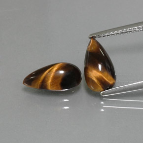 克拉天然虎眼石，梨形，不透明