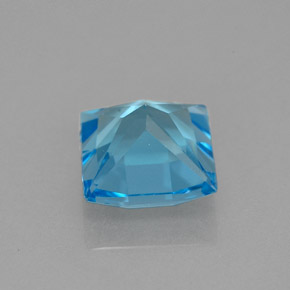 3.20克拉天然托帕石，方形，8×8毫米，VVS-VS