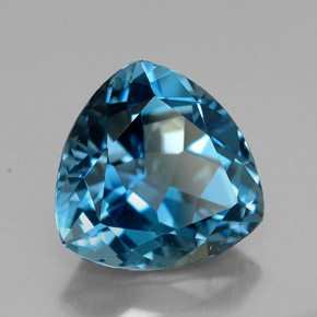 6.98克拉天然托帕石，三角形，12×11.8毫米，VVS