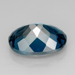 7.98克拉天然托帕石，椭圆形切割，14.1×10.3毫米，VVS