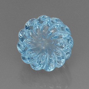 8.90克拉天然托帕石，异形，11.8×11.8毫米，透明