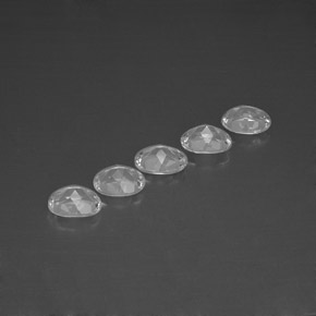 天然白色托帕石，椭圆形切割，8.1×6.1毫米，VVS-VS