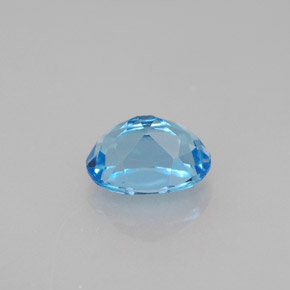 1.74克拉天然托帕石，椭圆形切割，7.9×5.9毫米，VVS-VS