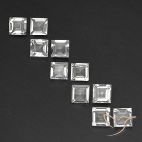 3.87克拉天然黄玉，正方形，VVS-VS