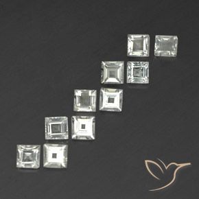 3.88克拉天然黄玉，正方形，VVS-VS