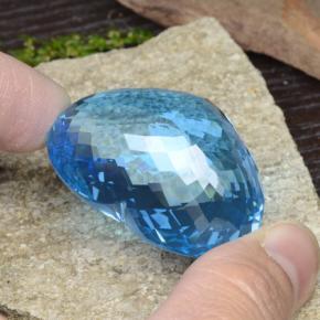 137.65克拉天然托帕石，心形，37.2×25.7毫米，VVS