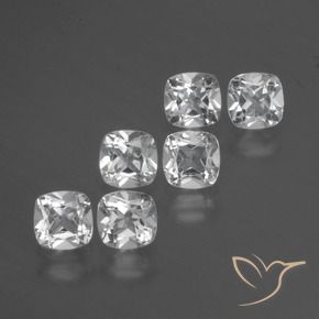 3.03天然白色托帕石，垫形剪裁，4.6×4.6毫米，VVS-VS