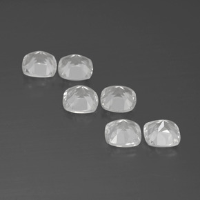 2.95天然白色托帕石，垫形剪裁，4.6×4.6毫米，VVS-VS
