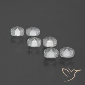 3.02克拉天然黄玉，软垫，VVS-VS