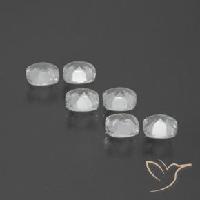 2.99克拉天然黄玉，软垫，VVS-VS
